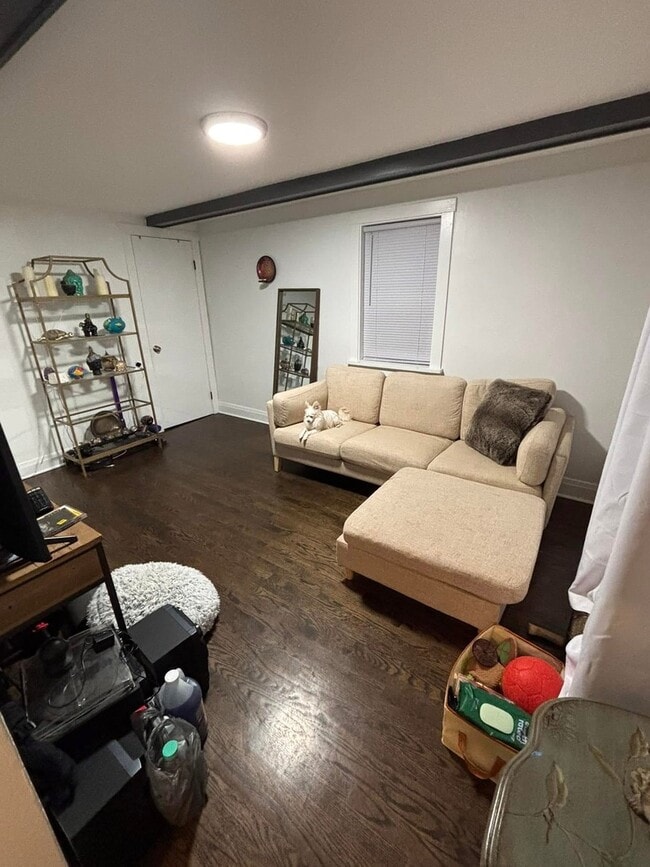 Building Photo - 3713 N Cicero Ave