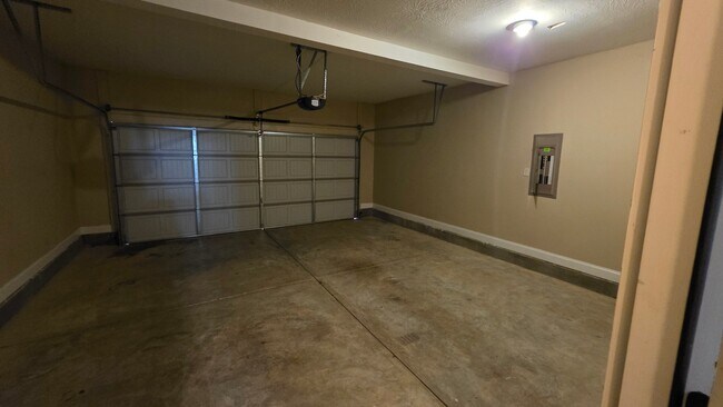 Building Photo - 5508 Meghan Ln
