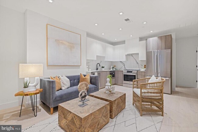 Building Photo - 1525 P St NW