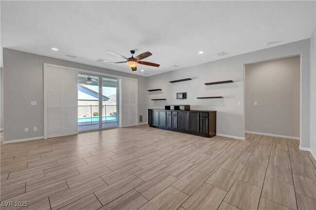 Building Photo - 5424 Kamilla Raen St