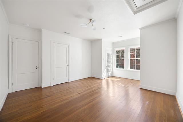 Building Photo - 5623 McCommas Blvd