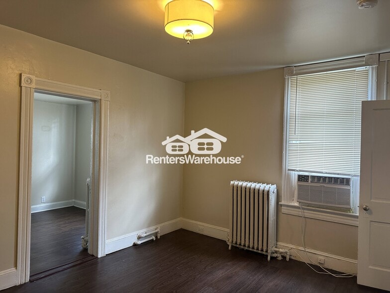 Building Photo - 4308 Hamilton Ave