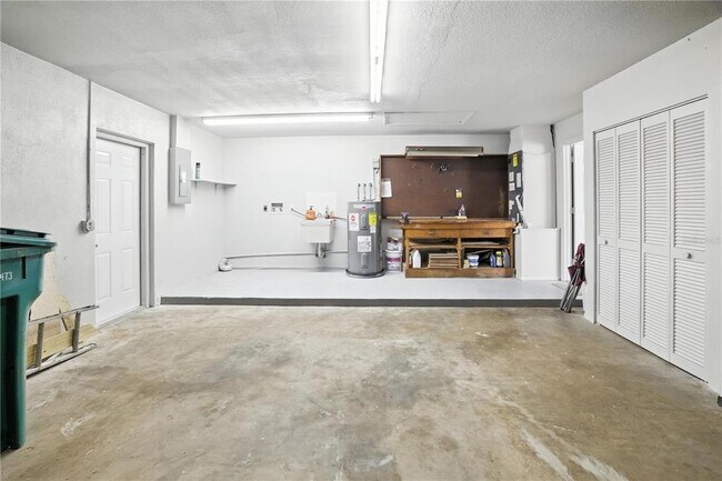 Building Photo - 18305 Driggers Ave