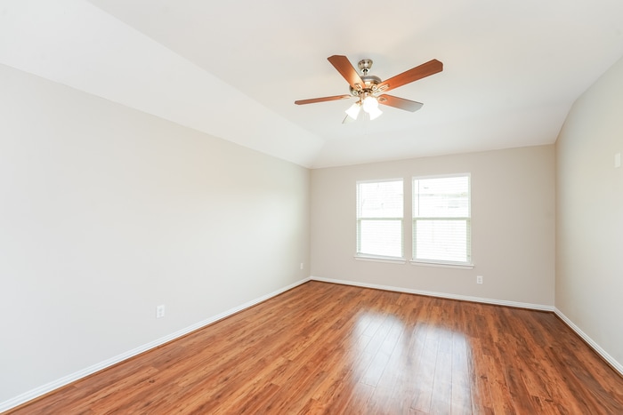 Building Photo - 221 Jennie Marie Cir