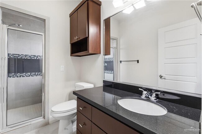 Building Photo - 16 L S Rd