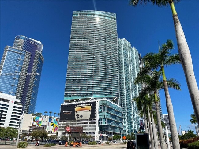 Building Photo - 888 Biscayne Blvd