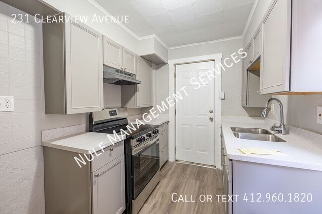 Primary Photo - 231 Clearview Ave