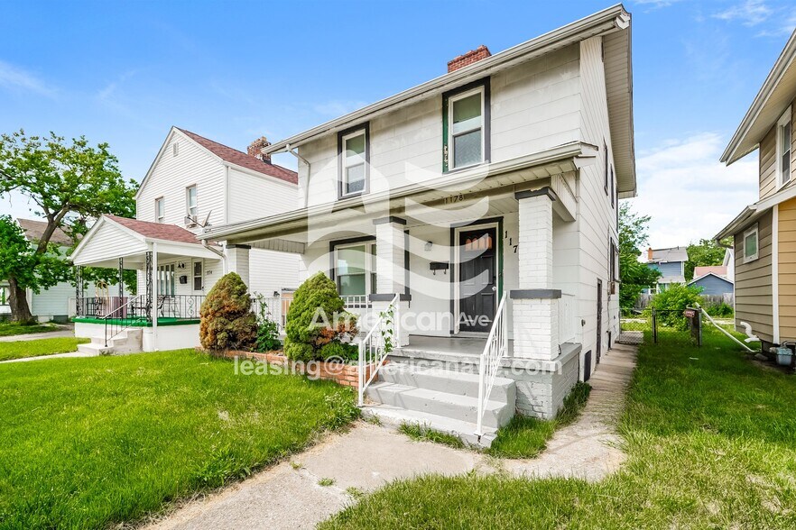 Building Photo - 1178 E 21st Ave