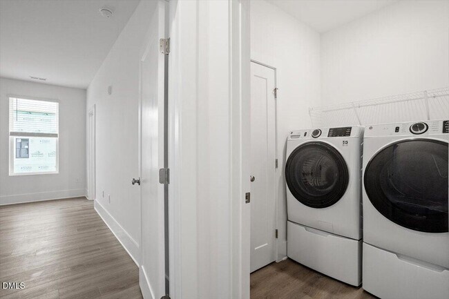 Building Photo - 509 Kildaire Farm Rd