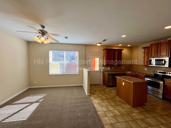 Building Photo - 5551 W 29th St