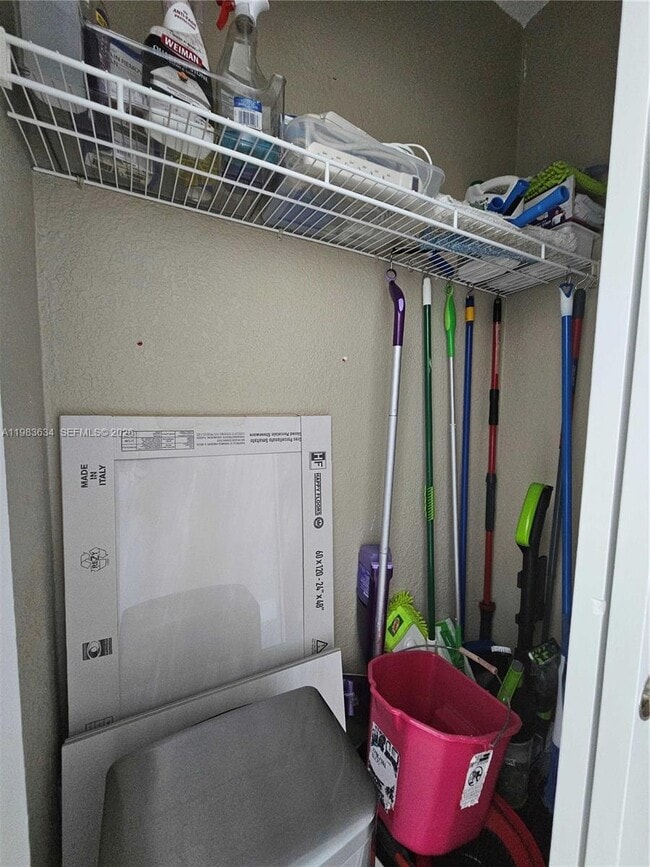 Building Photo - 2501 S Ocean Dr