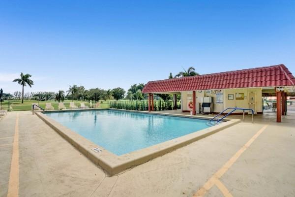 Building Photo - 8900 Washington St