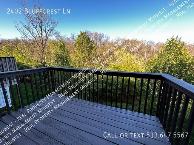 Building Photo - 2402 Bluffcrest Ln
