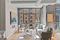 Building Photo - 811 4th St NW