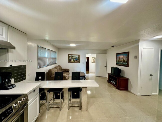 Building Photo - 6268 US-441