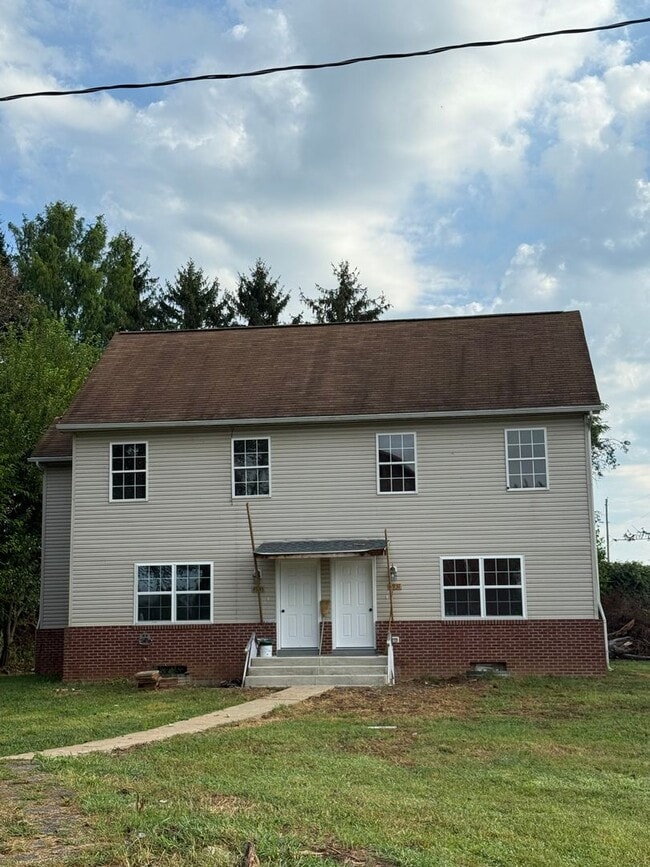 Building Photo - 4935 Byers Rd