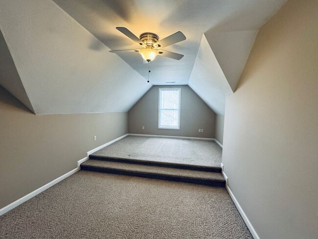 Building Photo - East AVL - Mountain Views and Space Galore!