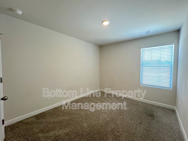 Building Photo - 1816 Braemar Vlg Dr