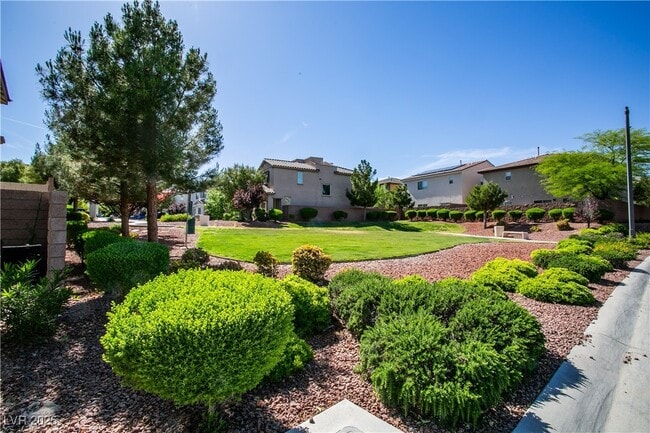 Building Photo - 7927 Bartlett Peak St