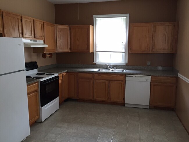 Building Photo - McCarty_Broad St Duplex_505-507