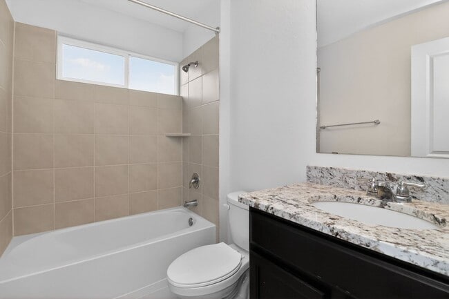 Building Photo - Modern 3BR Home w/ Open Floor Plan in Growing San Antonio Area