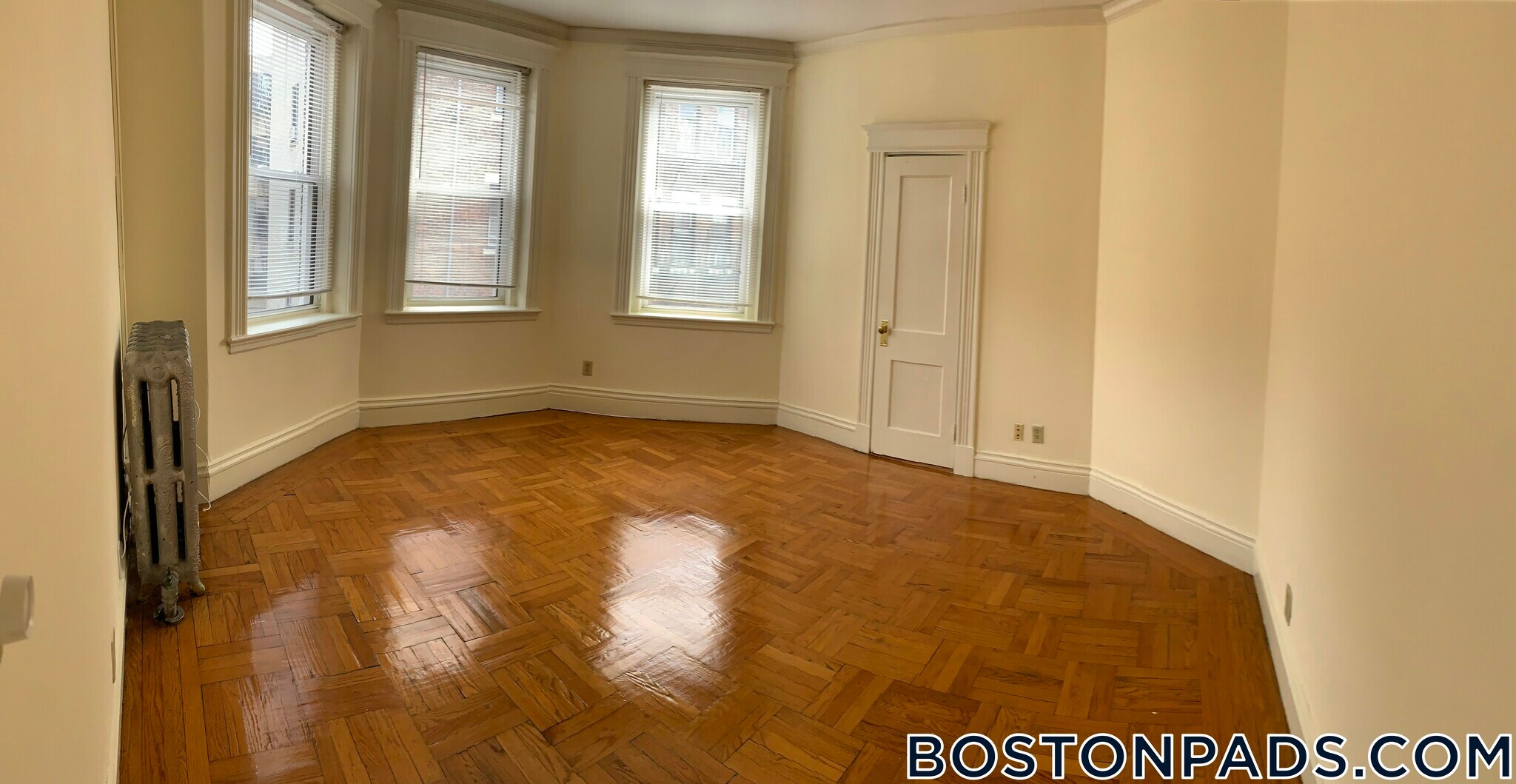 Building Photo - 16 Queensberry St