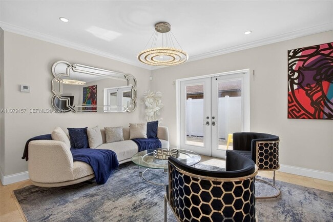 Building Photo - 268 SE 8th Ave