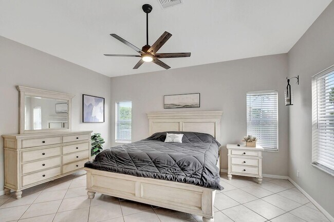 Building Photo - 11723 Water Bend Ct