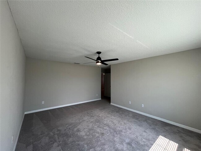 Building Photo - 241 Argyll Dr