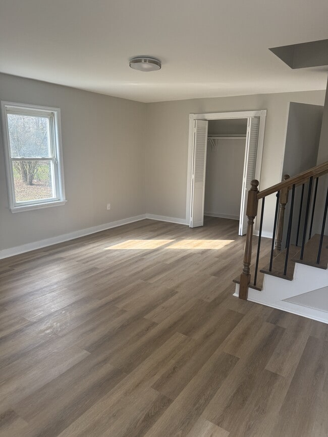 Building Photo - 2208 Cheek St