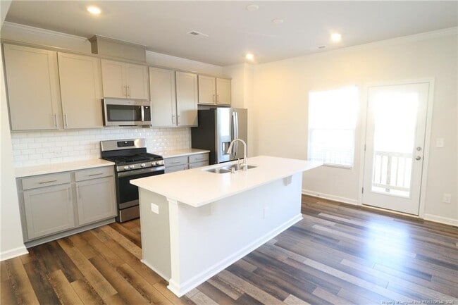 Building Photo - 458 Carolina Spgs Blvd