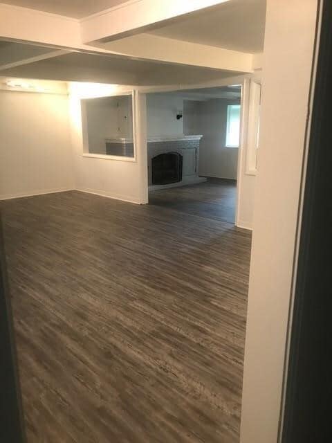 Building Photo - 151 Oak Dr