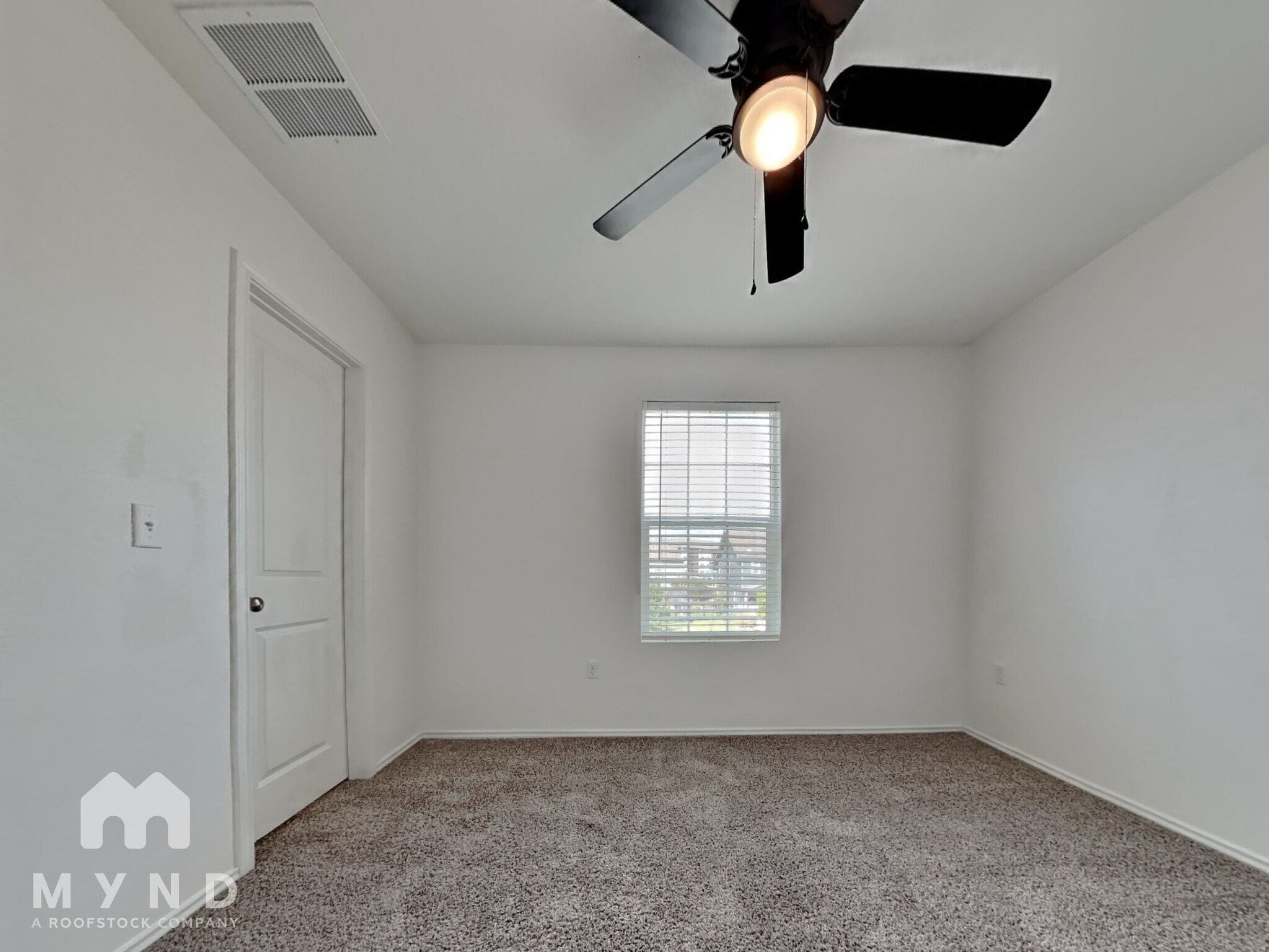 Building Photo - 7125 Spotted Leaf Wy