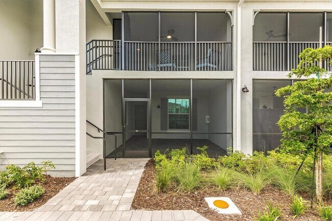 Building Photo - 12550 Galapagos Ct