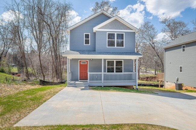 Primary Photo - Modern Home in Shiloh!