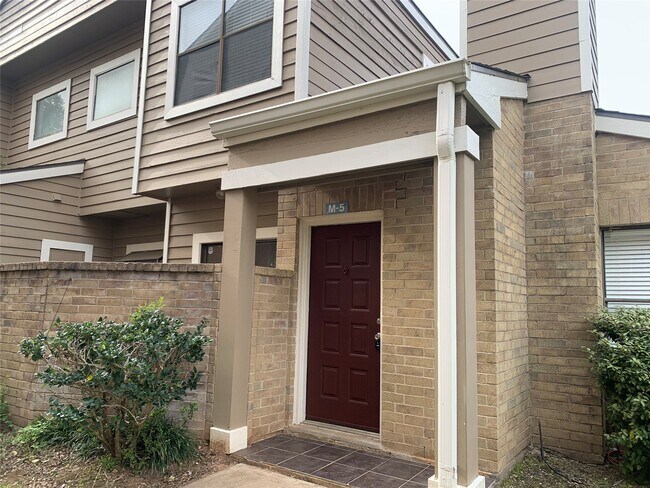 Building Photo - 2710 Grants Lake Blvd