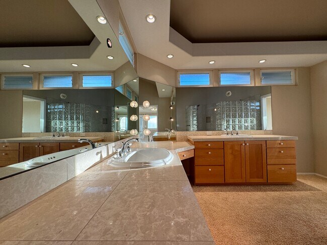 Building Photo - 24 Paliuli Way