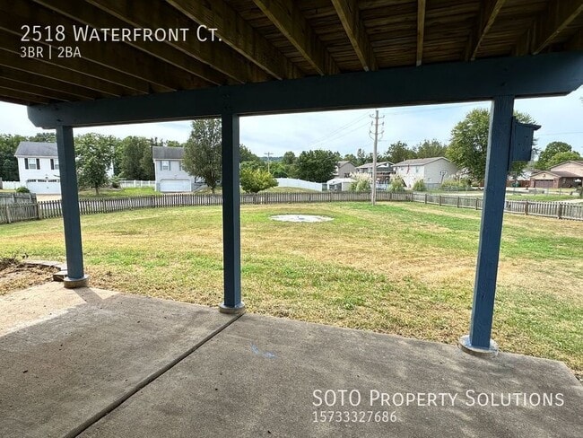 Building Photo - Lovely  3 bedroom, 2 bathroom home located...