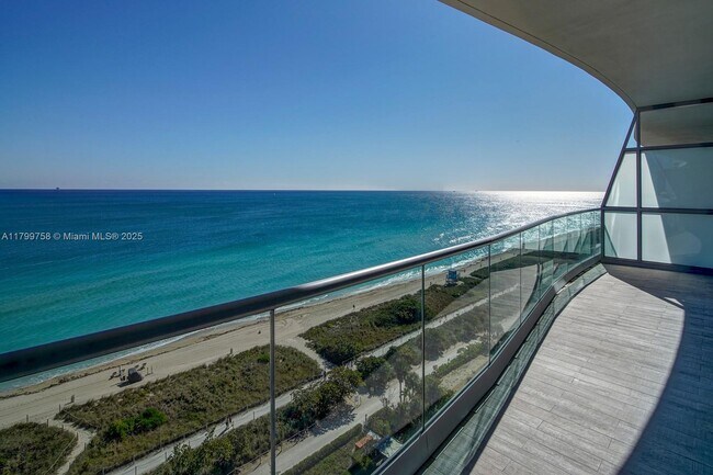Building Photo - 9349 Collins Ave