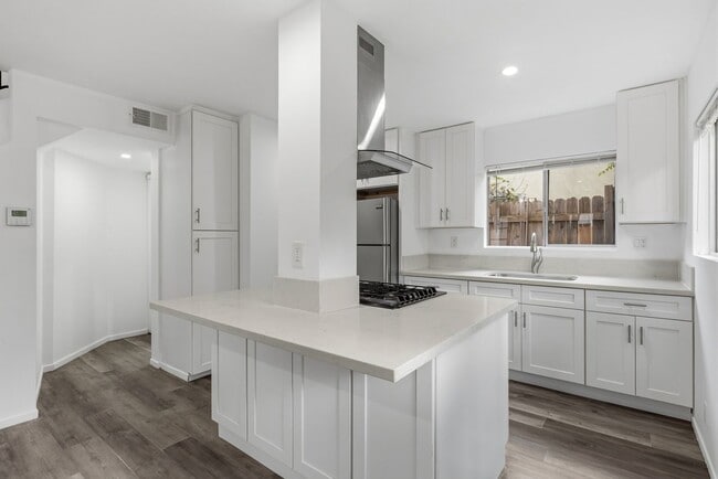 Building Photo - Stunning New Construction in Mission Hills – 3BR/2BA – Going Quick | 4 Weeks of Free Rent + Free ...