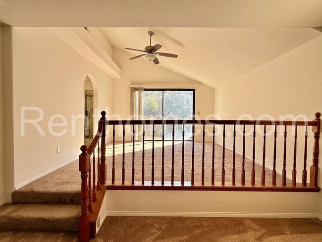 Building Photo - 14265 Marianopolis Way