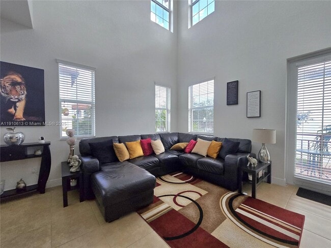 Building Photo - 11938 SW 26th Ct