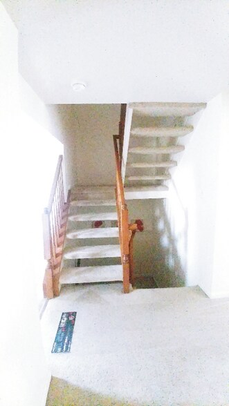 Building Photo - 12921 Freestone Ct