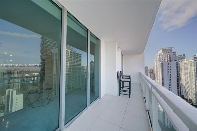 Building Photo - 951 Brickell Ave