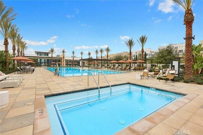 Building Photo - 478 Sycamore Dr