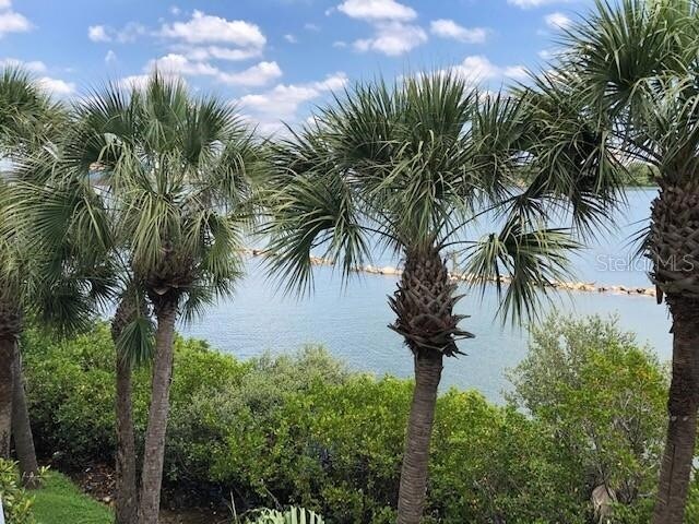 Building Photo - 924 Hemingway Cir