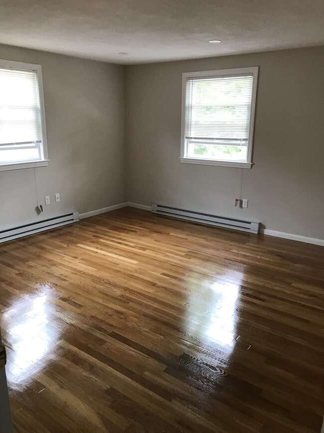 Building Photo - 626-628 Summer St.