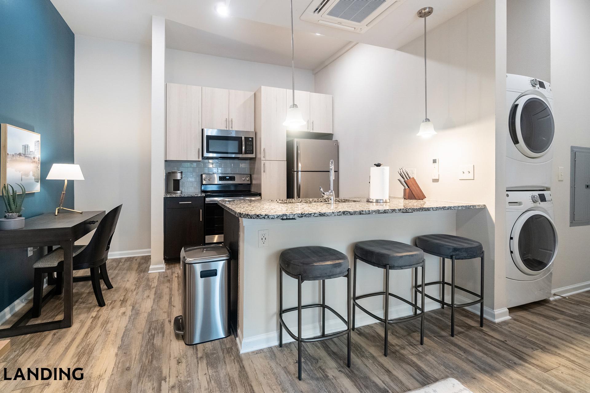 Building Photo - 655 W Mallard Creek Church Rd