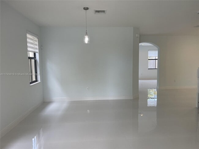 Building Photo - 8770 NW 99th Path