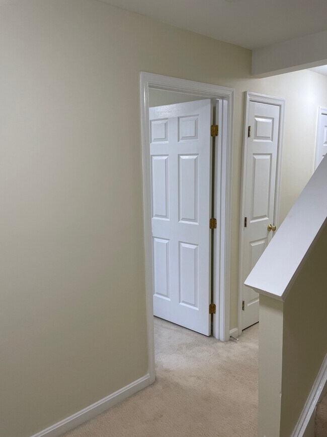 Building Photo - 14369 Newbern Loop